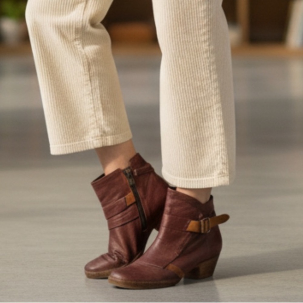 A.S.98 Ankle Boots Size 9 Maroon Burgundy Leather